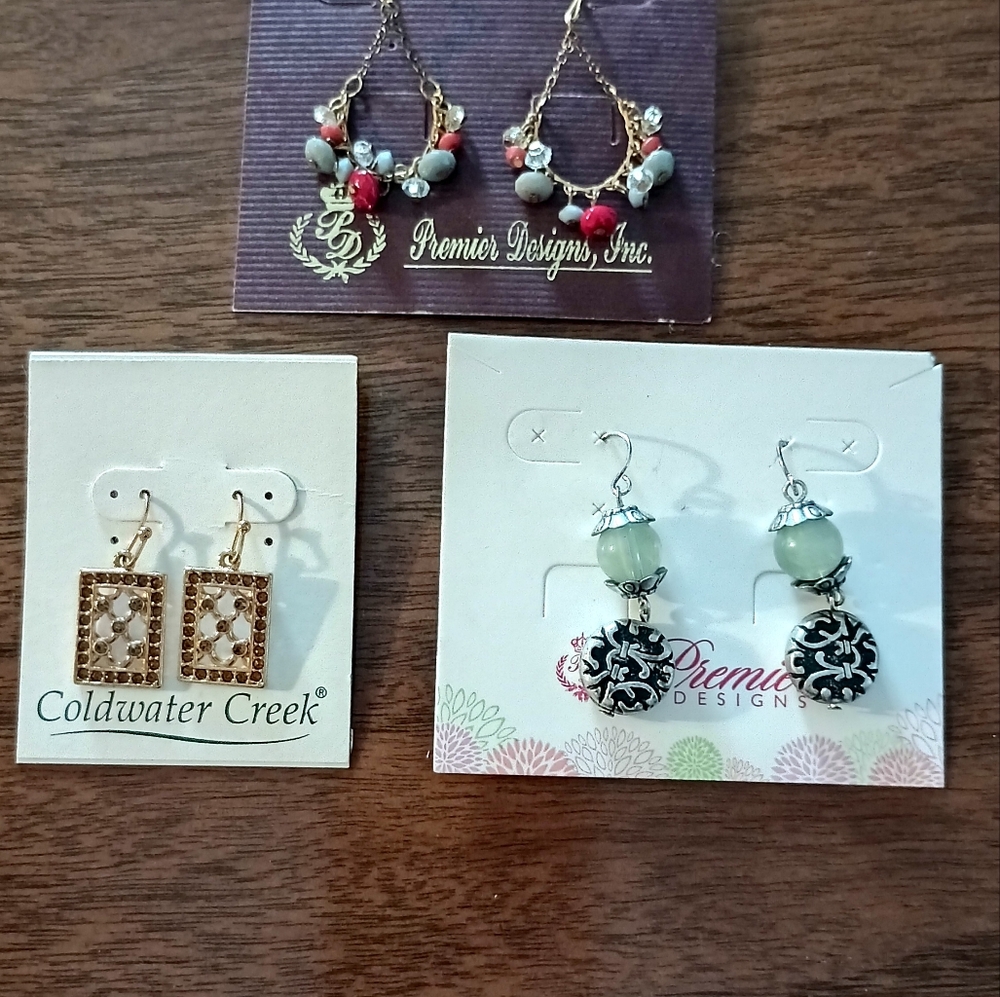3 Pairs Lightweight Dangle Earrings